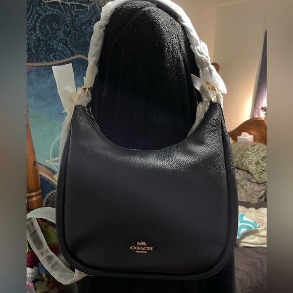 COACH LARGE SHOULDER/CROSSBODY - Picture 1 of 6